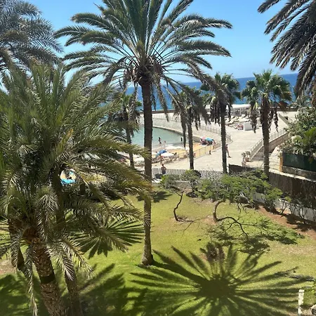 With Ocean View Apartment *